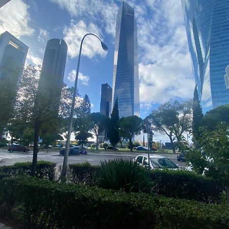 דירות מדריד Chamartin De Frente A 4 Torres מראה חיצוני תמונה